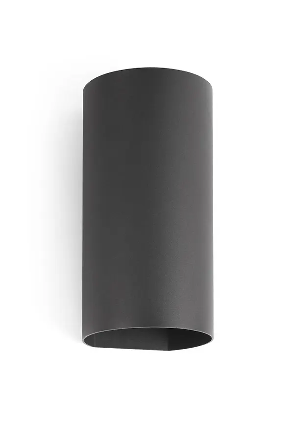 Klassisk fasadlampa i aluminium från Faro Barcelona.