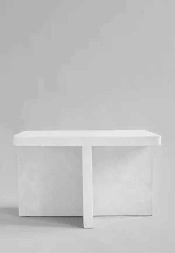 Riktigt trendig vit bord 2025 från 101 Copenhagen.