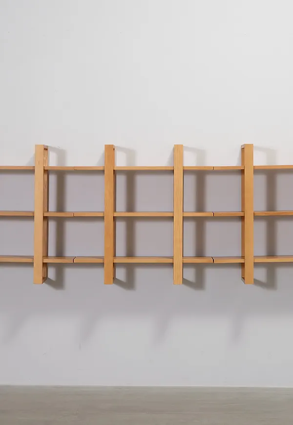 Riktigt trendig beige hylla 2025 från Burrow.