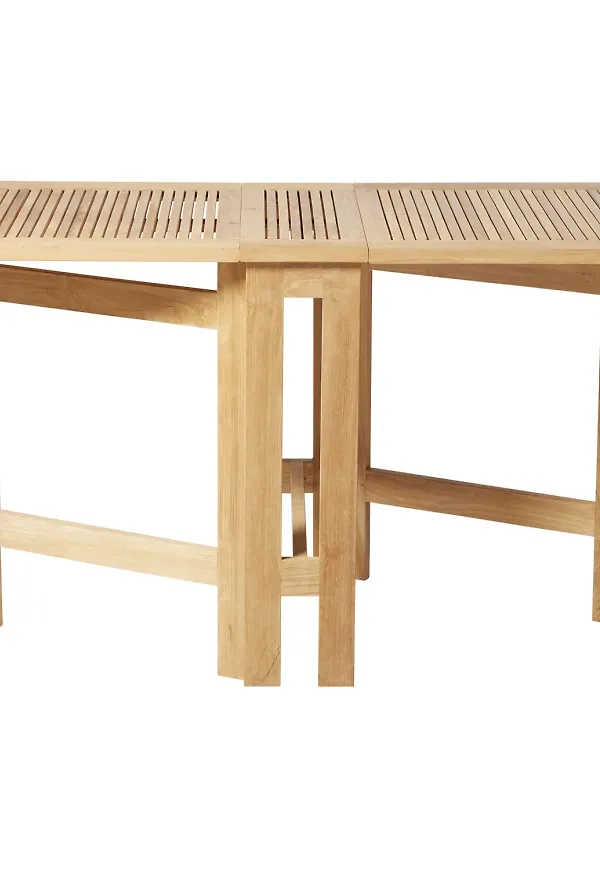 Smickrande balkongbord i teak från Cinas.