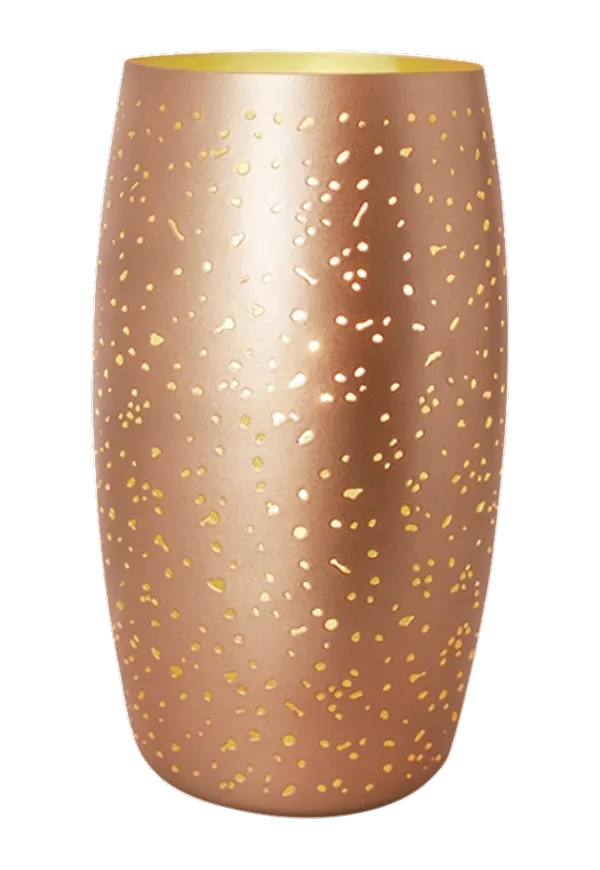 Guld By Rydéns-bordslampa i komfortabel modell.