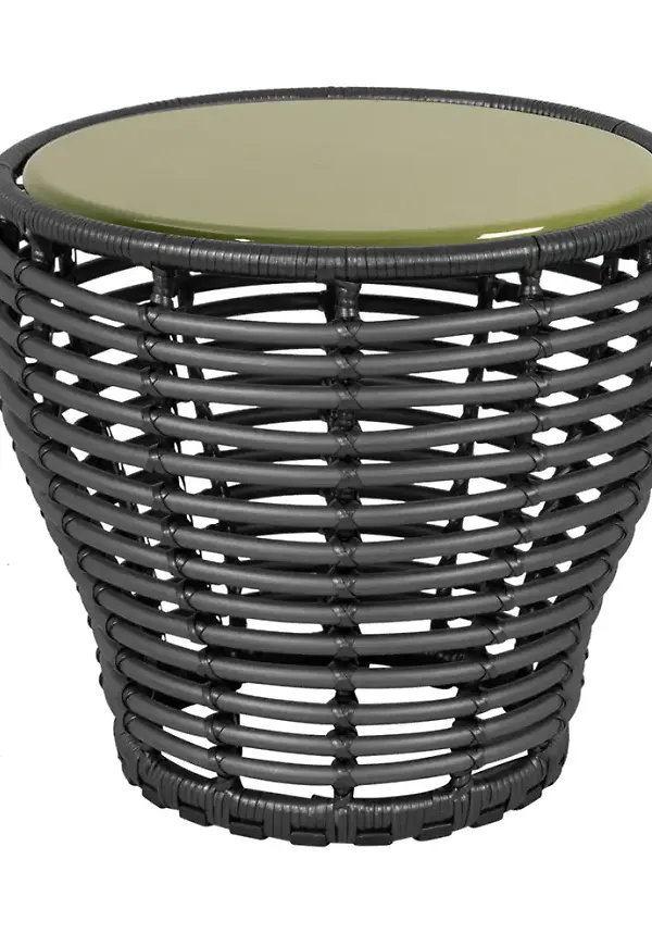 Komfortabel bord 2025 från Cane-Line.