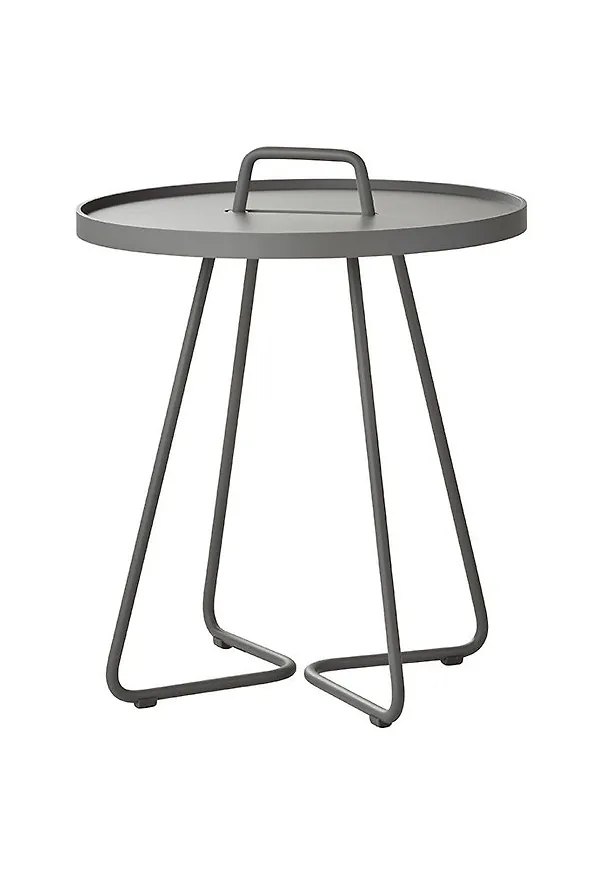 Fantastiskt fin brickbord 2024 från Cane-Line.