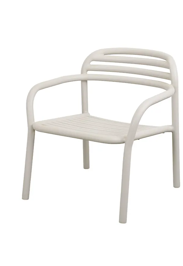 Cane-Line fåtölj som passar perfekt till sommaren 2026!