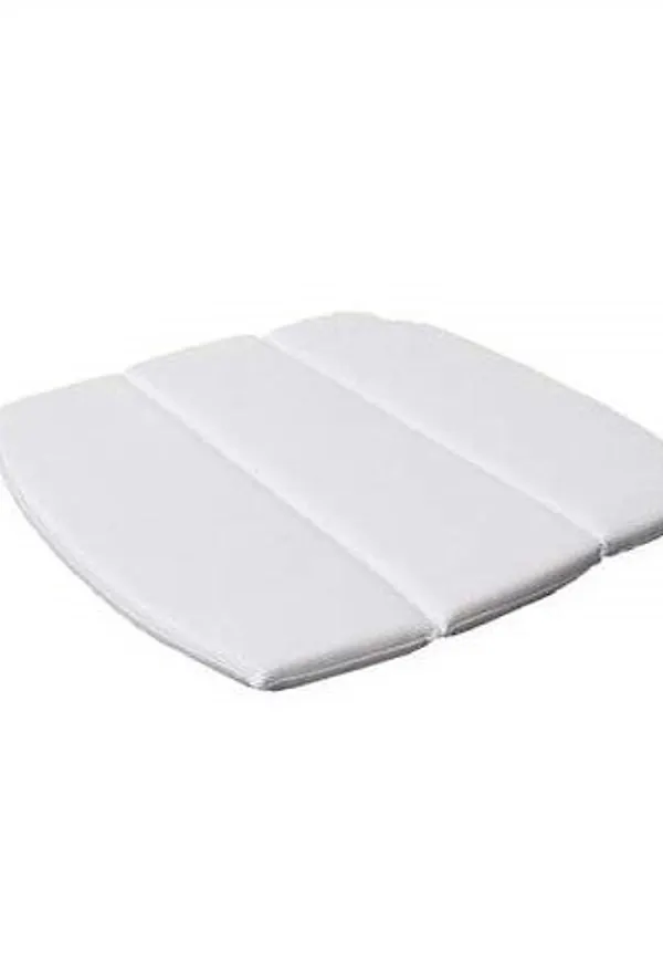 Skön stapelstol i vitt från Cane-Line.