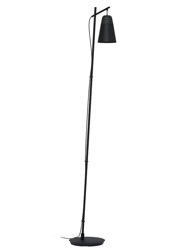 Trendig lampa 2025 från Eglo.