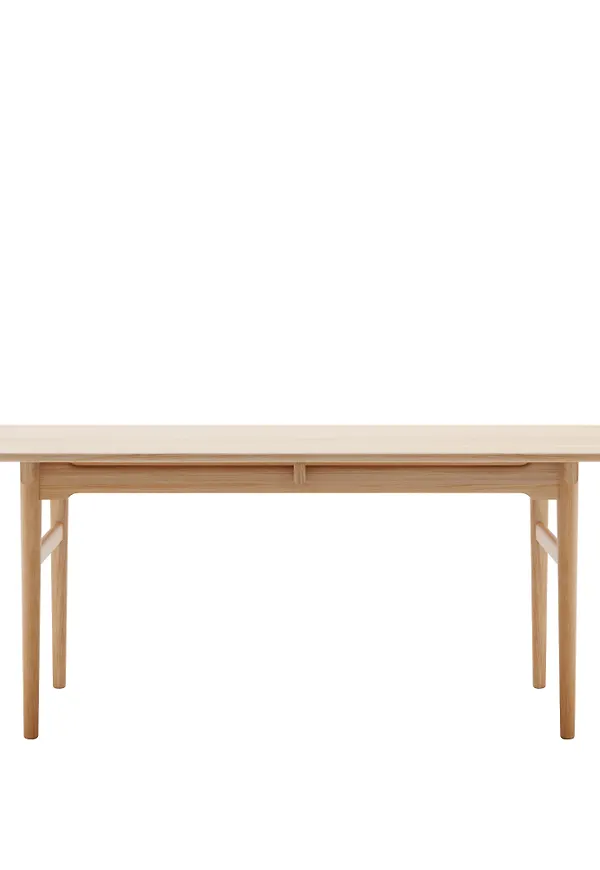 Superfin skrivbord 2026 från Carl Hansen.