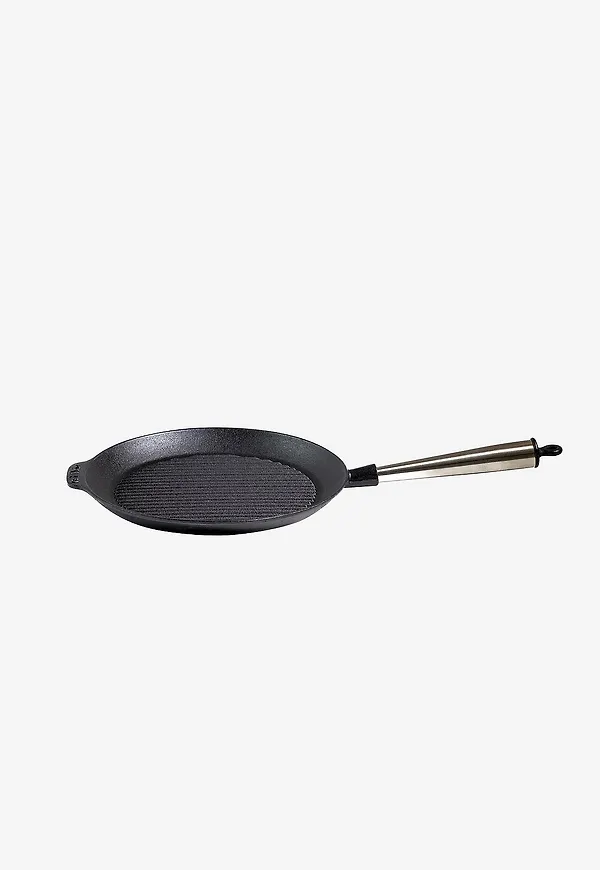 Svart Carl Victor-grillpanna i moderiktig modell.