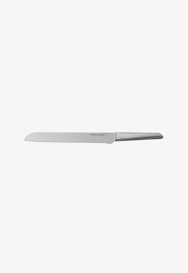 Trendig brödkniv i grått från Catarina König.