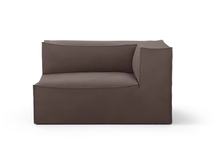 Brun FERM LIVING-fåtölj i fantastiskt snygg modell.