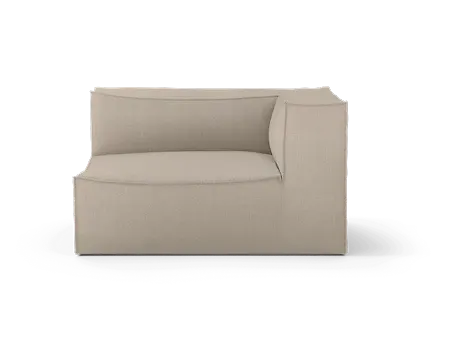 Stilriktig bomullsfåtölj i beiget från FERM LIVING.