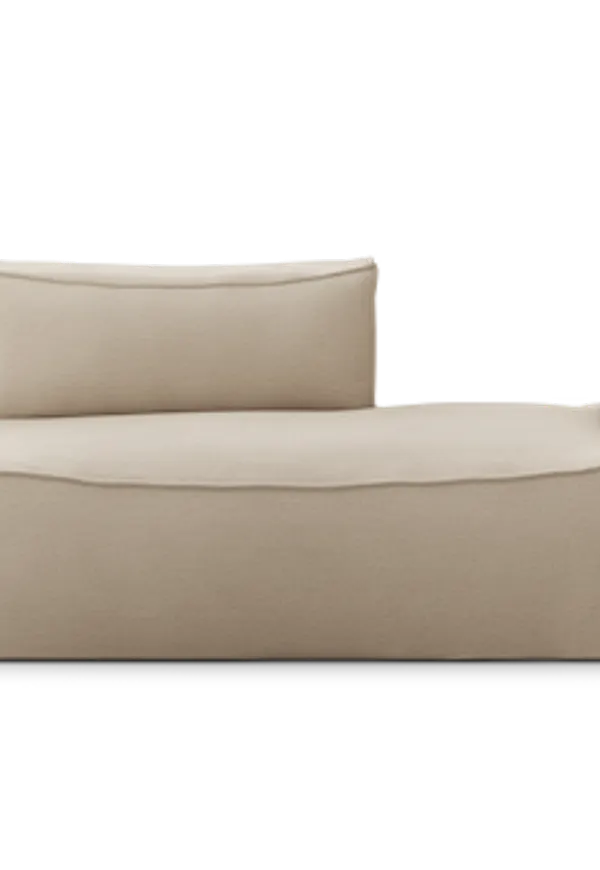 Otroligt fin ferm living fåtölj i beige färg gjord i linne.