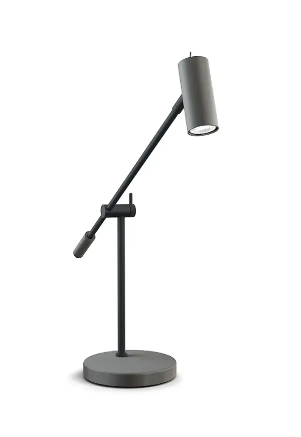 Stilren aluminiumlampa 2025 från Belid.