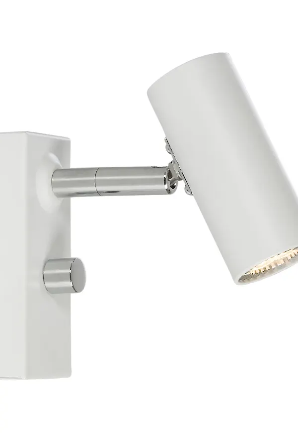 Riktigt snygg vit lampa 2025 från Belid.