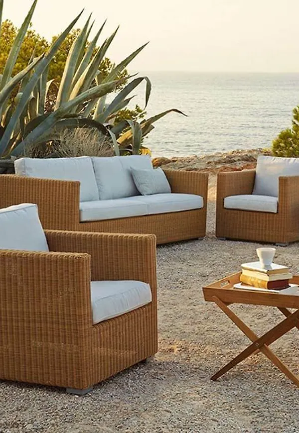 Stilren soffgrupp 2025 från Cane-Line.