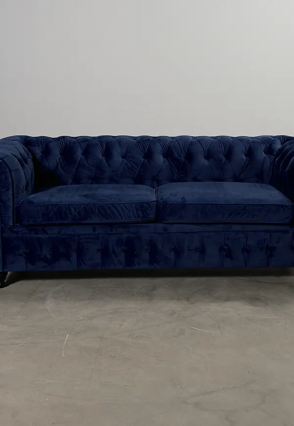 Komfortabel soffa 2025 från Manor House.