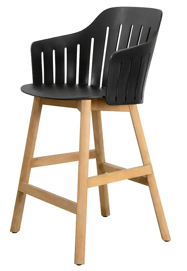 Otroligt snygg Stol som passar bra vid många olika tillfällen.