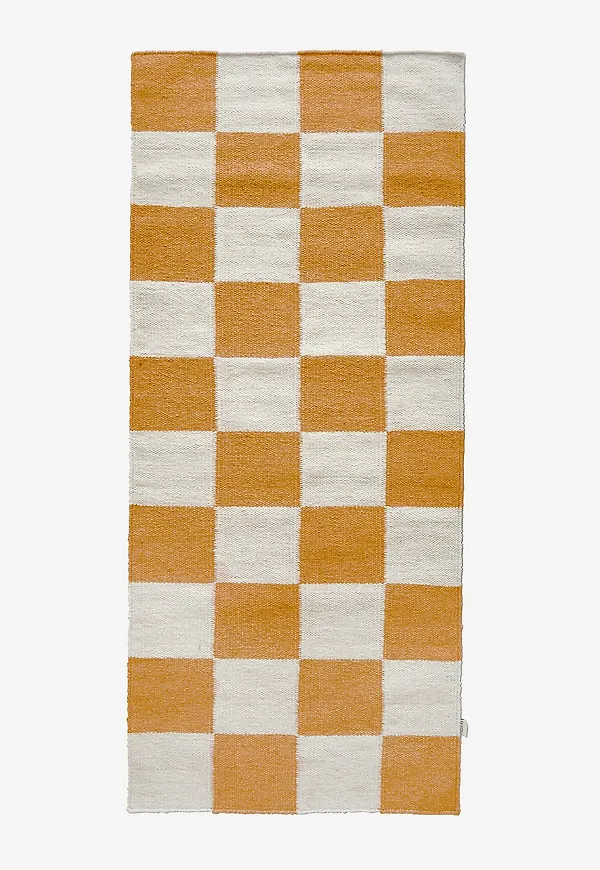 Vacker classic collection matta i gul färg gjord i ull.