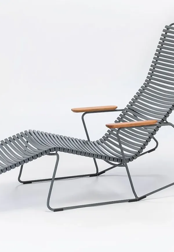 Moderiktig sidobord 2025 från Houe.