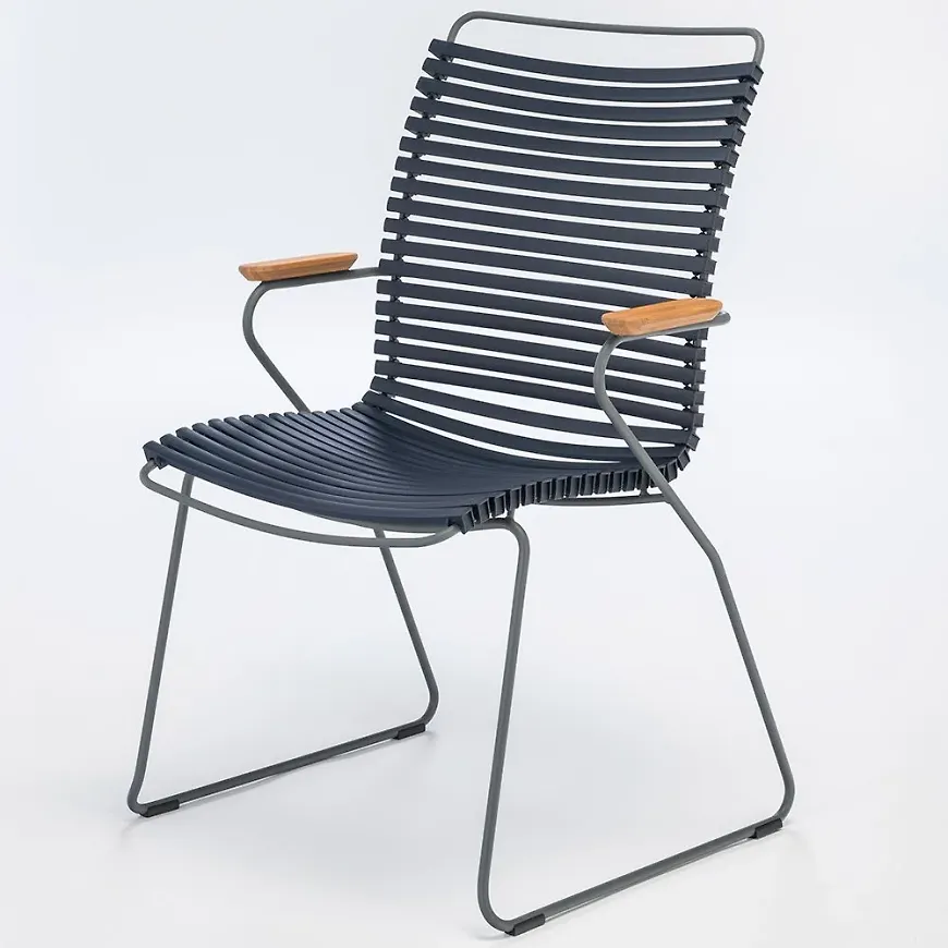 Stilren barstol i blått från Houe.