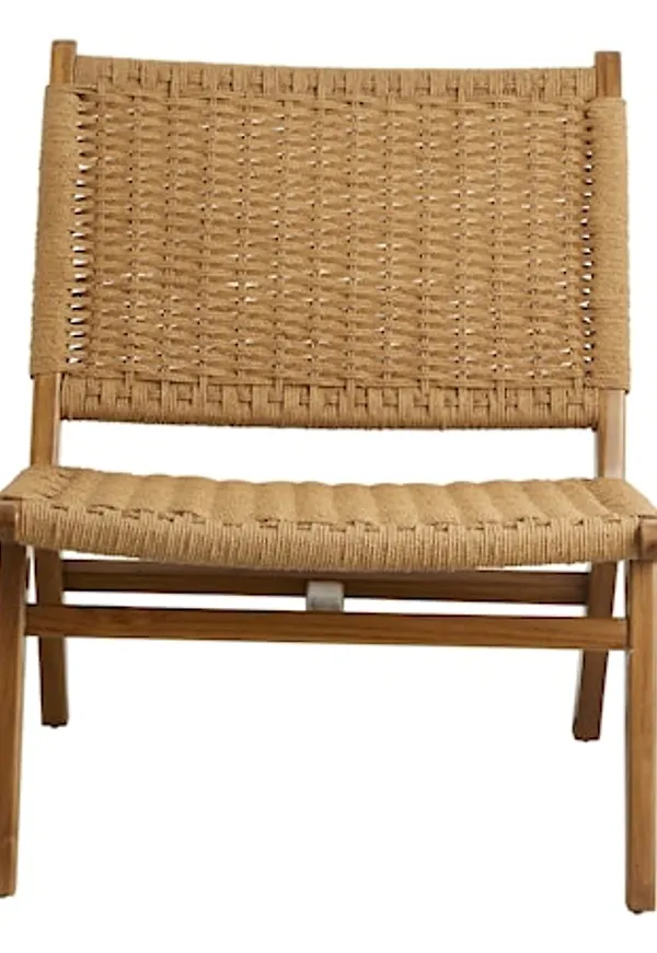 Beige Nordal-fåtölj i jättefin modell.