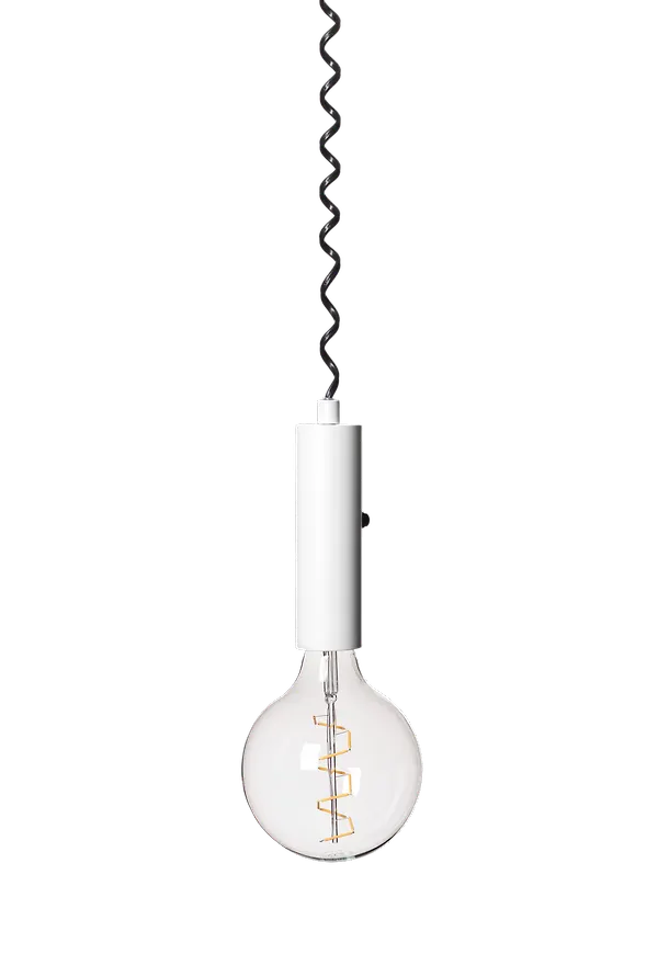 Moderiktig lampa i vitt från CO Bankeryd.