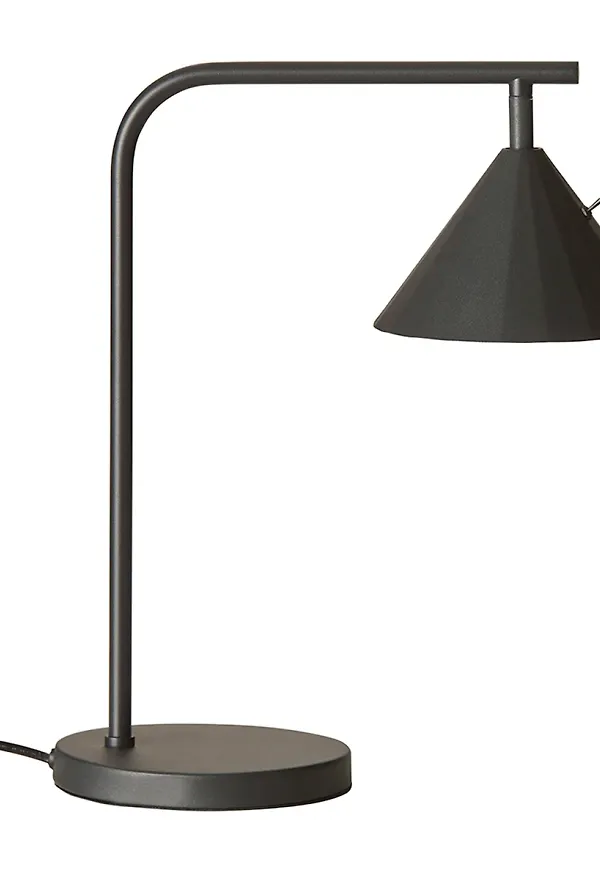 Vacker lampa i svart från CO Bankeryd.