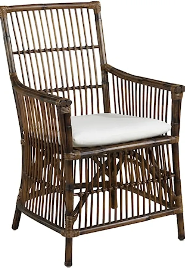 Smickrande Fåtölj som passar bra vid många olika tillfällen.