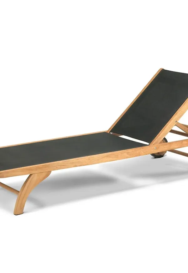 Otroligt snygg svart säng i teak från Skagerak.