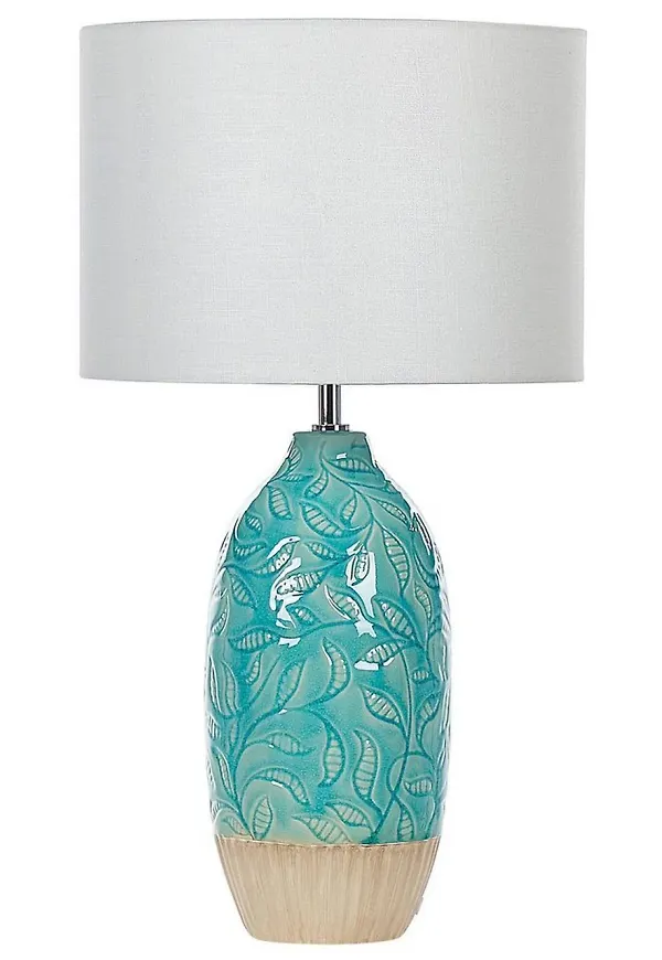 Superfin lampa i flerfärgad färg gjord i bomull.