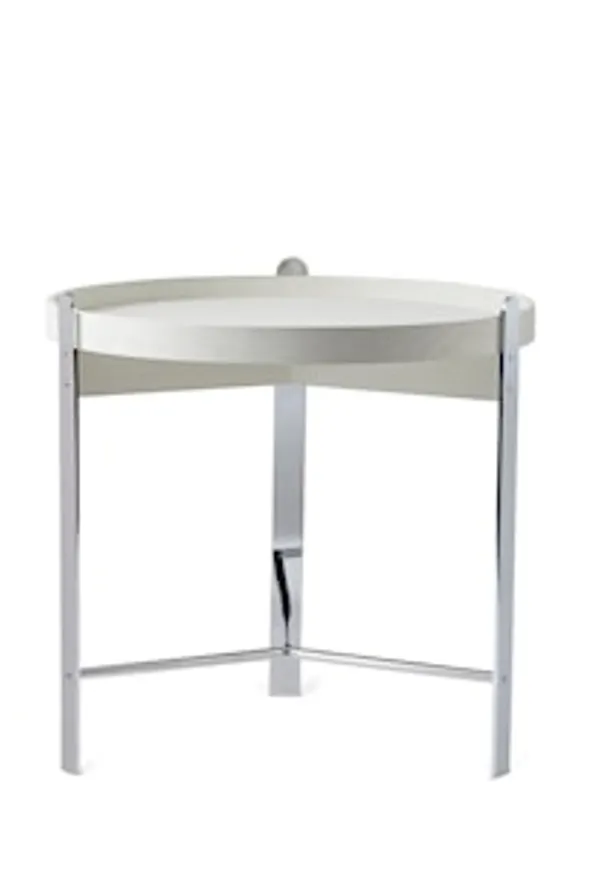 Smickrande sidobord i vitt från Warm Nordic.