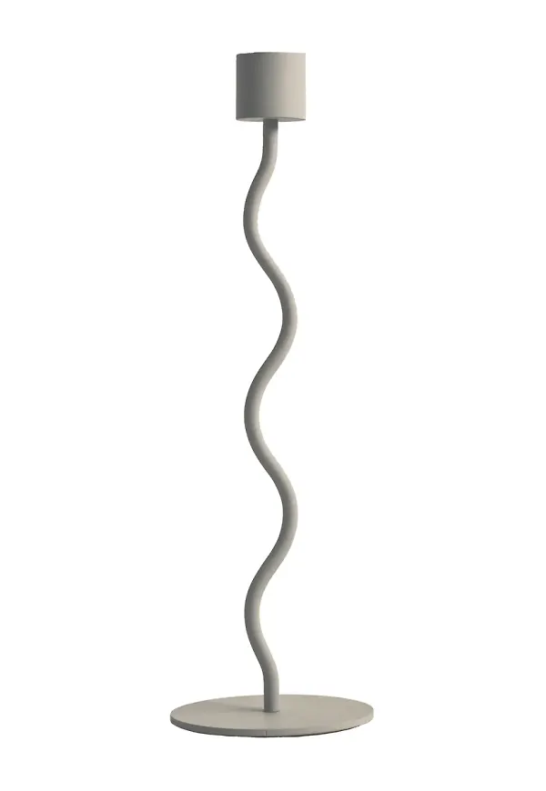 Riktigt snygg ljusstake i beiget från Cooee Design.