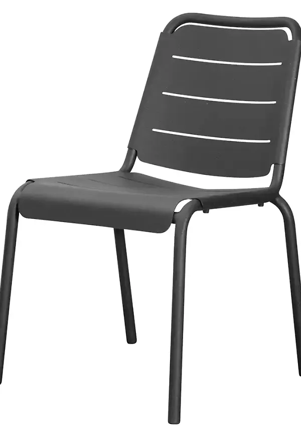 Cane-Line stol som passar perfekt till sommaren 2025!