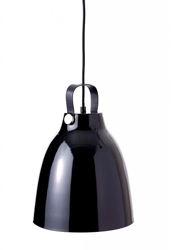 Härlig Lampa som passar bra vid många olika tillfällen.