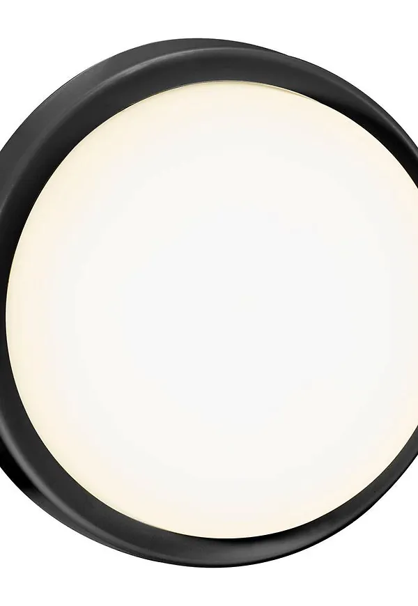 Snygg Lampa som passar bra vid många olika tillfällen.