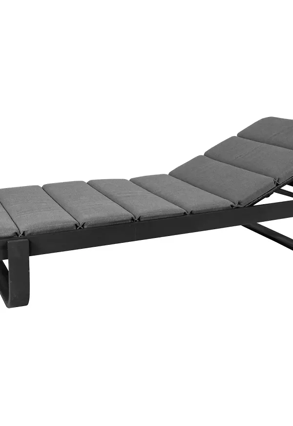 Jättesnygg solsäng i aluminium från Cane-Line.