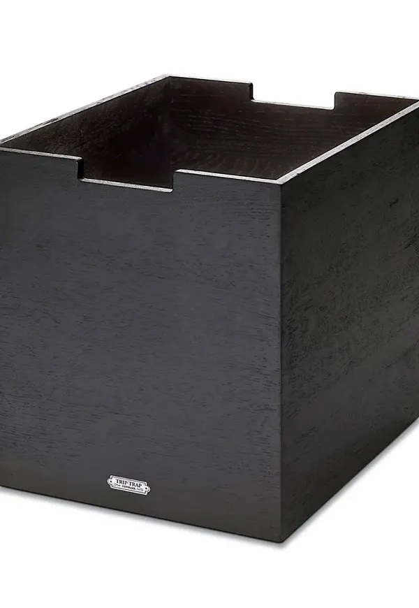 Fin svart möbel 2024 från Skagerak.