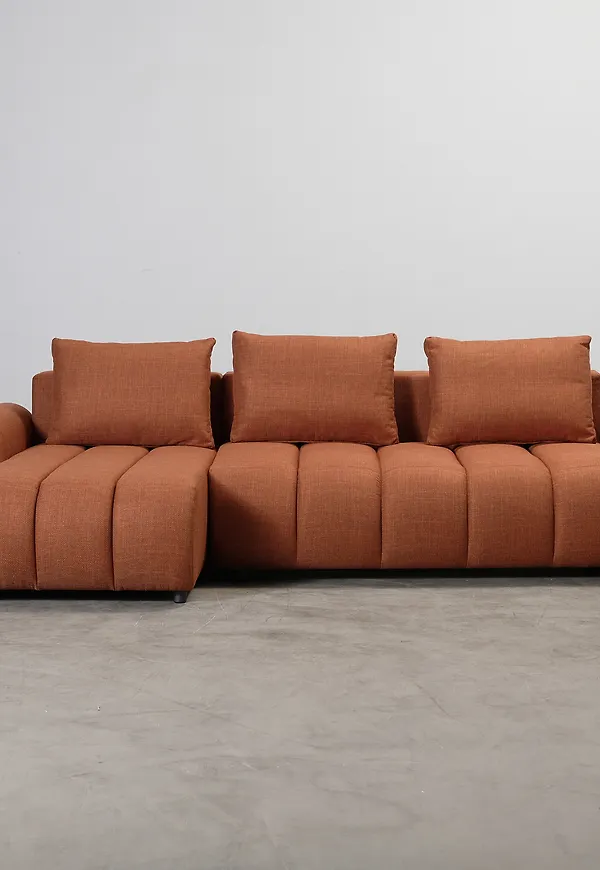 Skön divansoffa 2026 från CXL by Christian Lacroix.