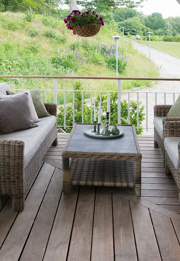 Otroligt snygg soffgrupp 2025 från Hillerstorp.