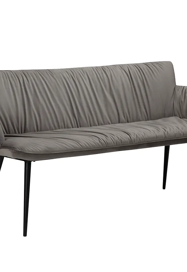 Stilriktig grå soffa 2024 från Dan-Form.