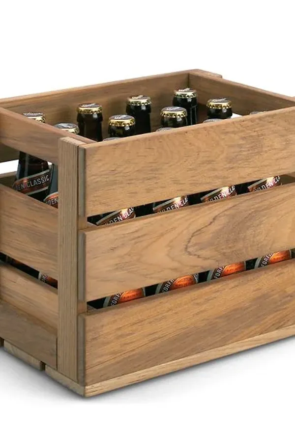 Fantastiskt snygg låda i teak från Skagerak.