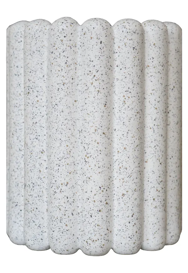 Vit DBKD-kruka i exklusiv modell.