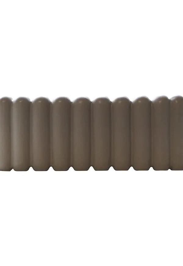 Snygg beige kruka 2025 från DBKD.