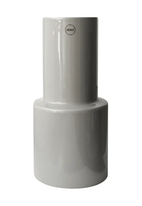 Grå DBKD-vas i mysig modell.