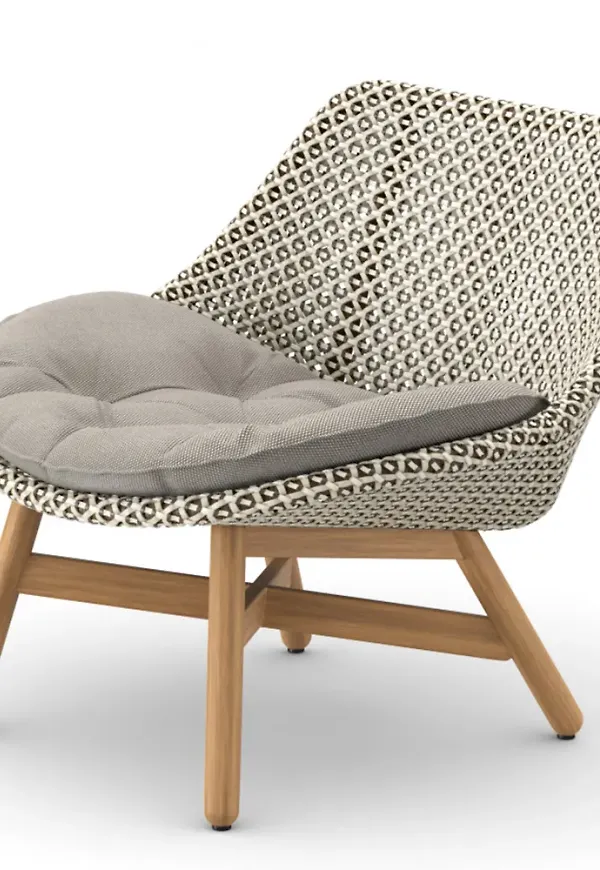 Otroligt fin fåtölj i teak från Dedon.