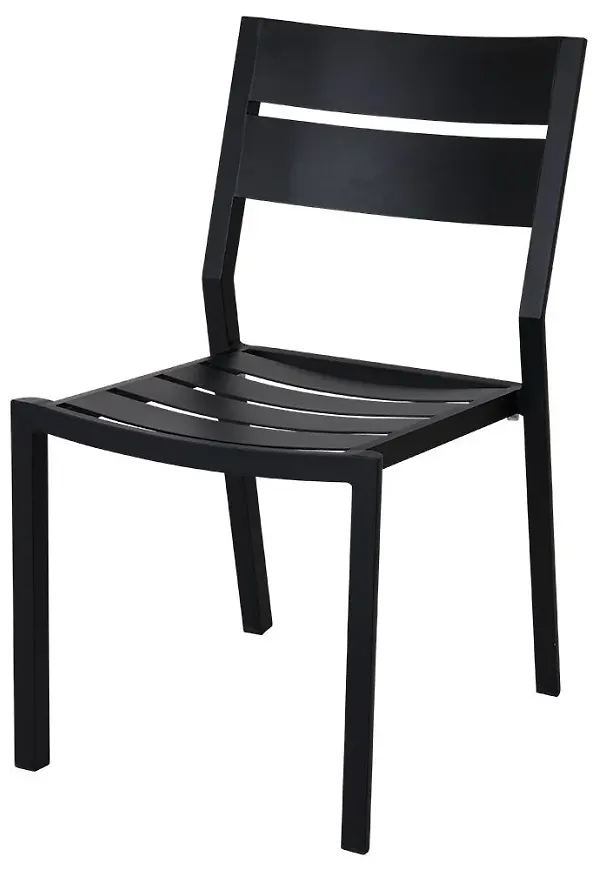 Fin svart matstol 2025 från Brafab.