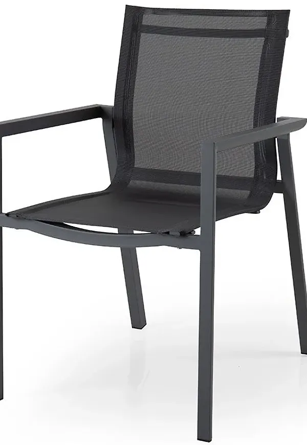 Elegant Stol som passar bra vid många olika tillfällen.