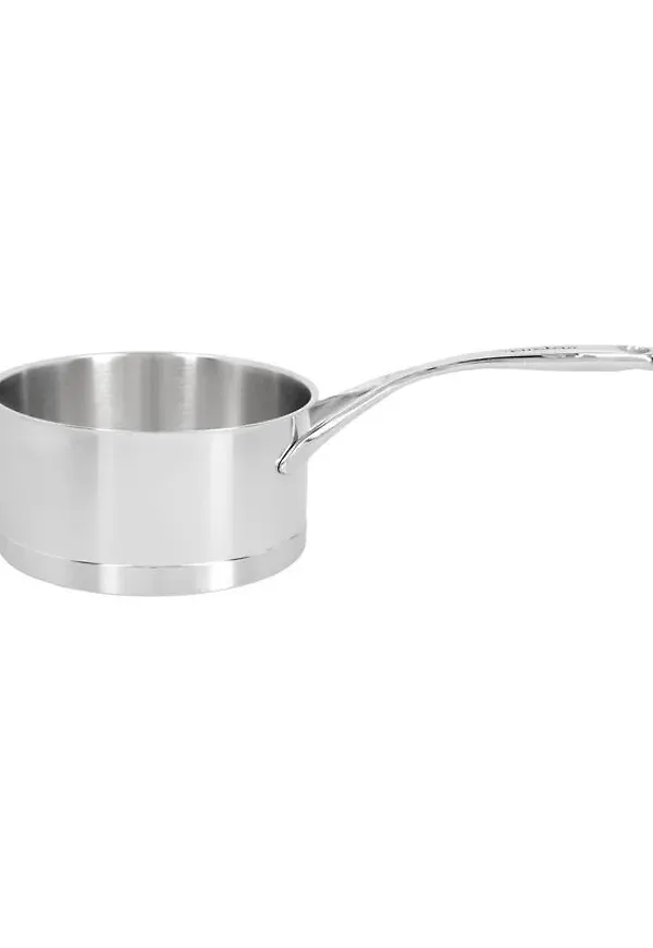 Silverfärgad Demeyere-kastrull i riktigt fin modell.