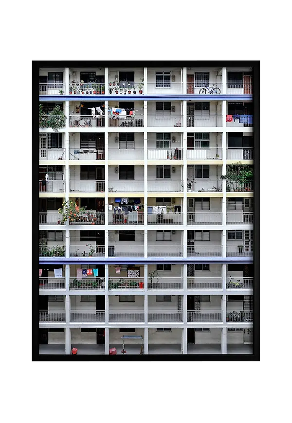 Vacker ram 2025 från Democratic Gallery.