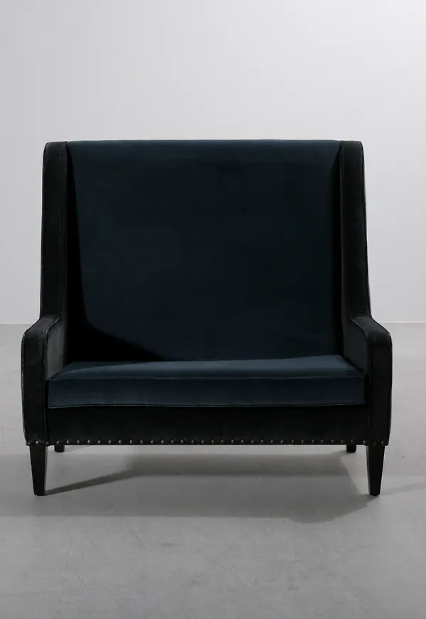 Jättefin blå soffa 2025 från No brand.